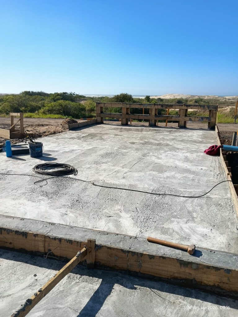 Construção da nova ponte do Caniço avança com execução e concretagem da estrutura