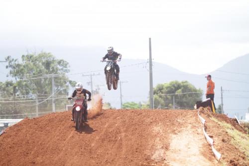 Motocross-Thayson-Machado-2