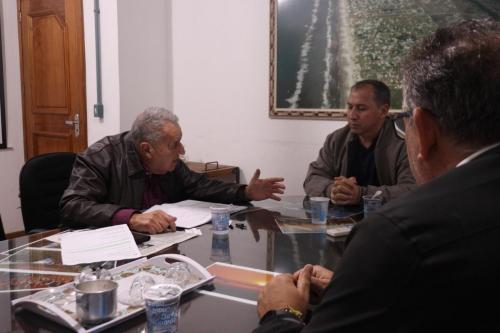 Visita-Fernando-Carrion-Denise-Possebon-6